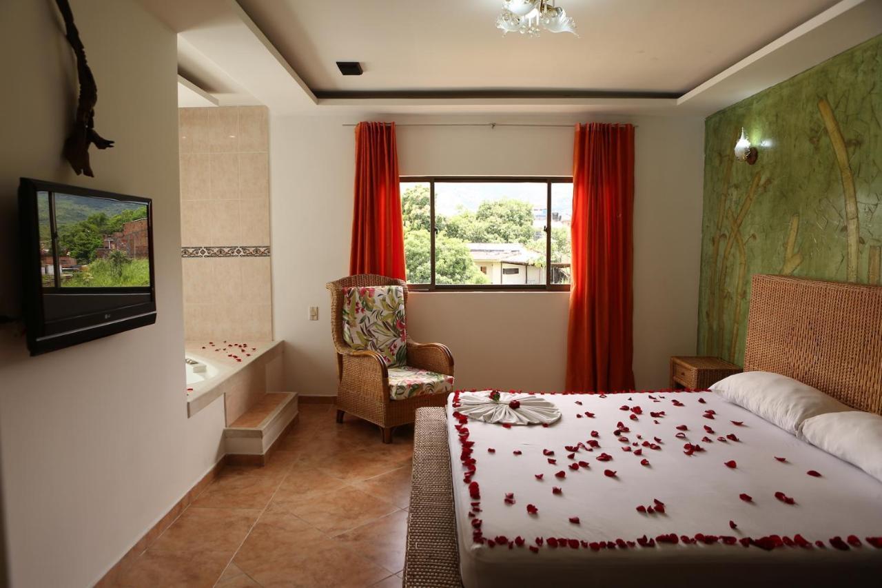 Hotel Anamichu Suites Melgar Εξωτερικό φωτογραφία